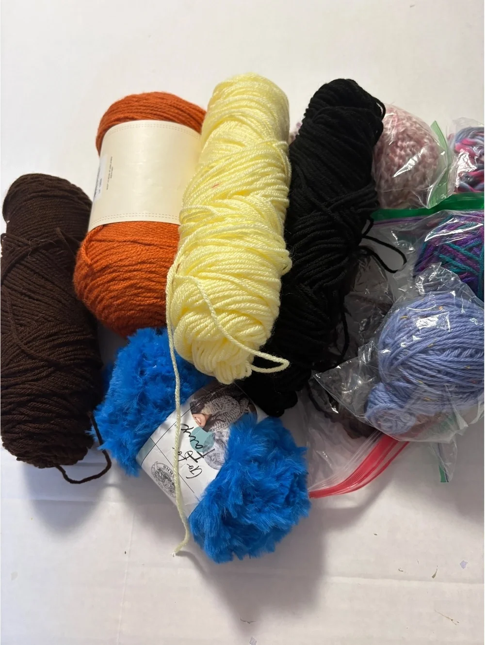 Yarn- different colors/ different amounts
